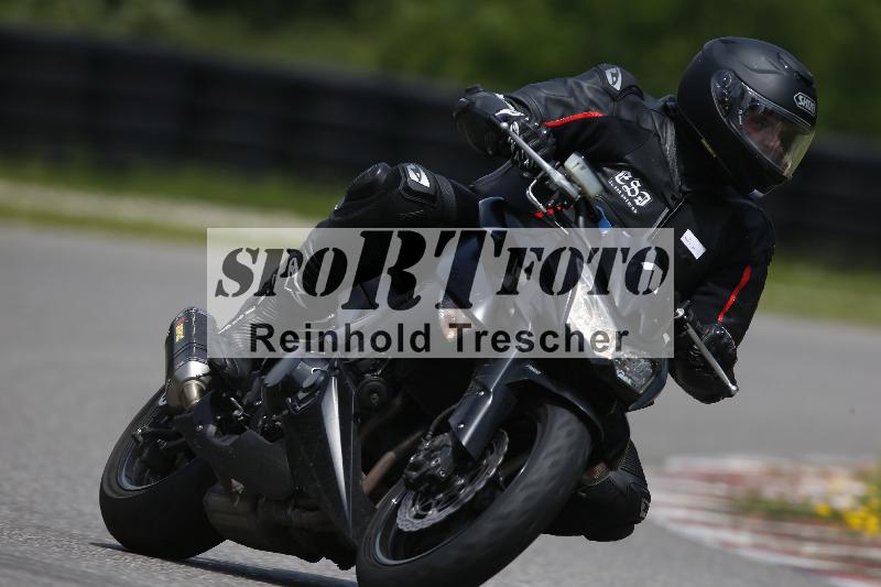 /Archiv-2024/29 12.06.2024 MOTO.CH Track Day ADR/Gruppe blau/1